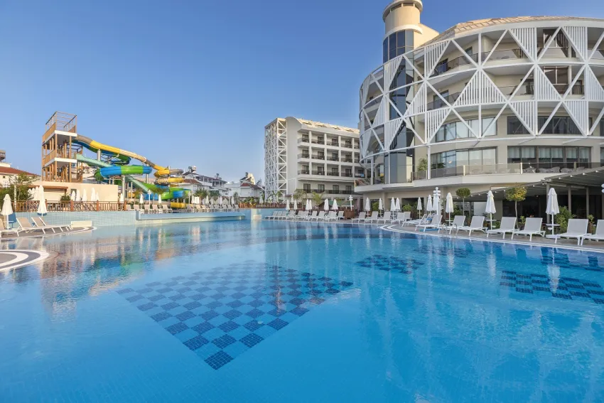 SEASHELL VEGA HOTEL (EX. SIDE CROWN SUNSHINE)  5*-57