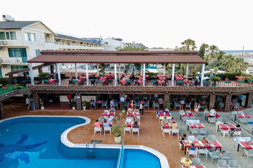 ALERIA BELPORT BEACH HOTEL  4*-20