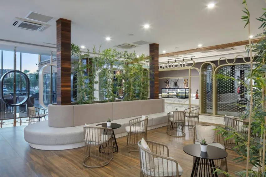 NIRVANA COSMOPOLITAN  5*-49