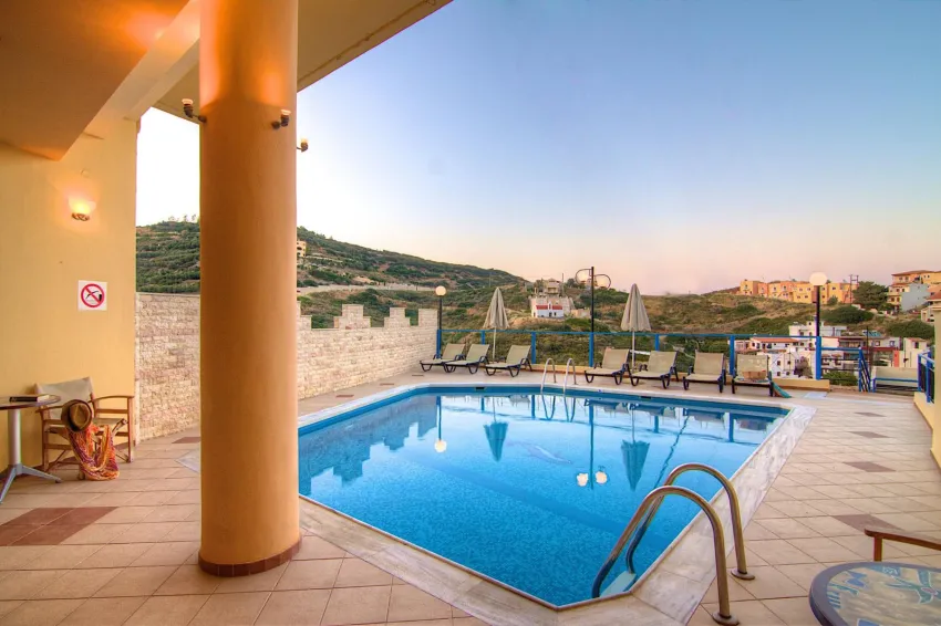 ATHINA APARTMENTS 3*-10