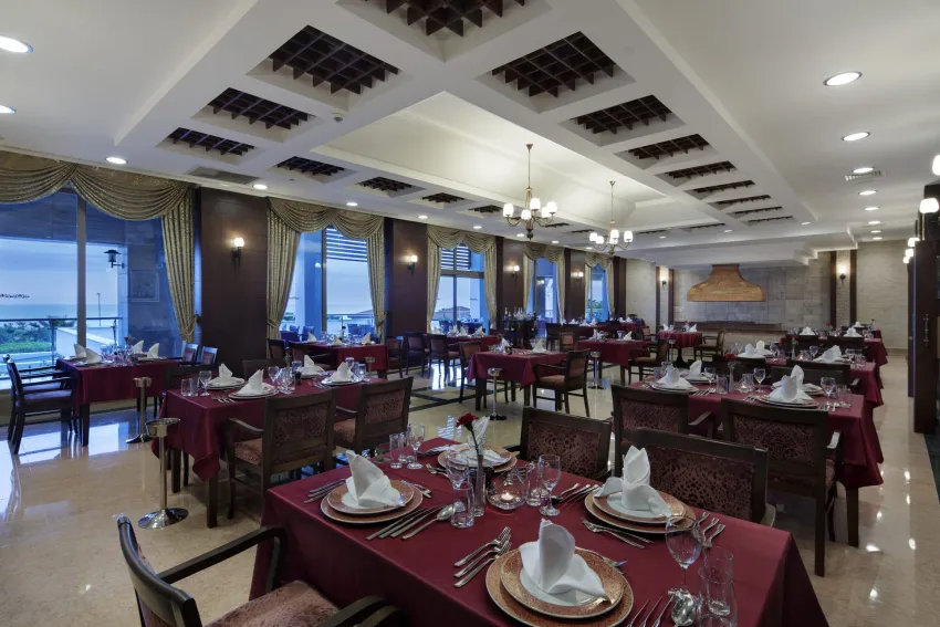 Alba Royal Hotel (Adults Only 16+) 5*-4