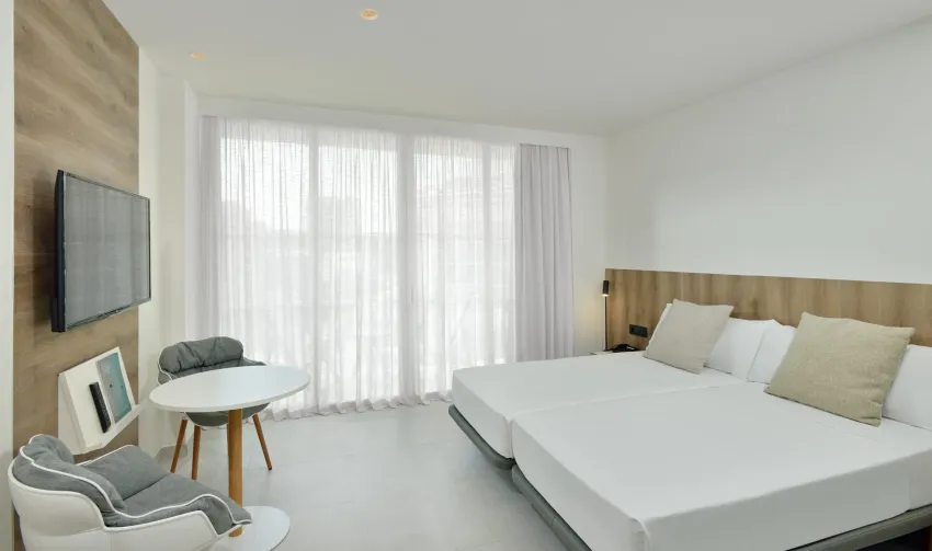 Innside by Melia Calvia Beach 4*-7