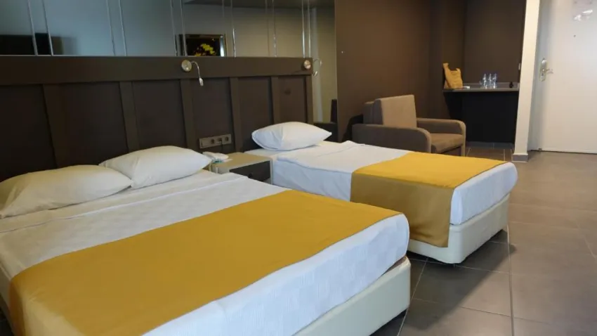 BLUE STAR HOTEL  4*-30