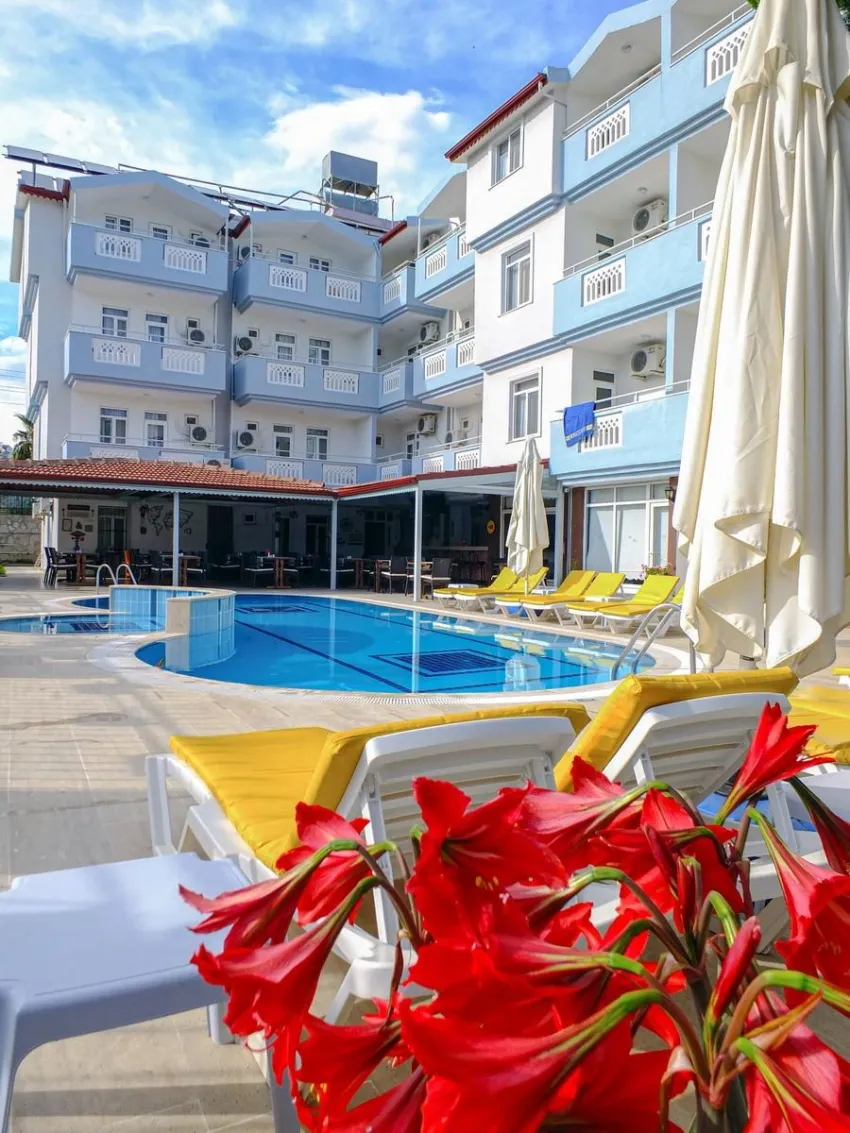 Victoria Princess  Apart 2*-1