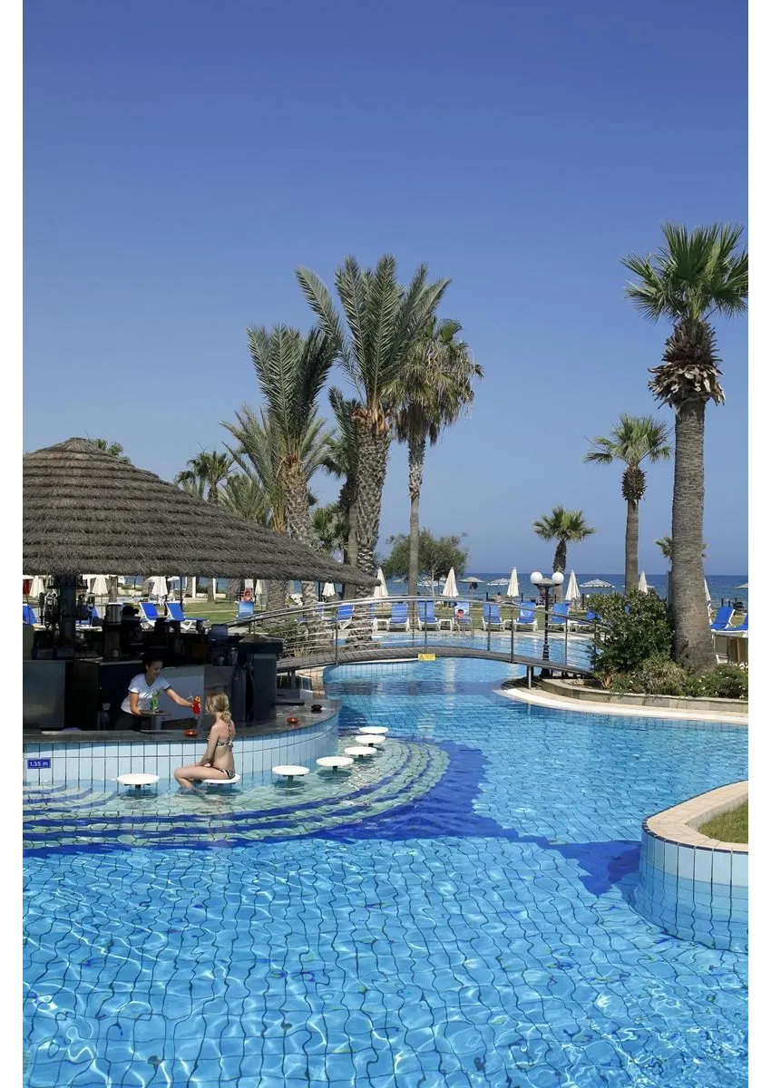 Golden Bay Beach 5*-7