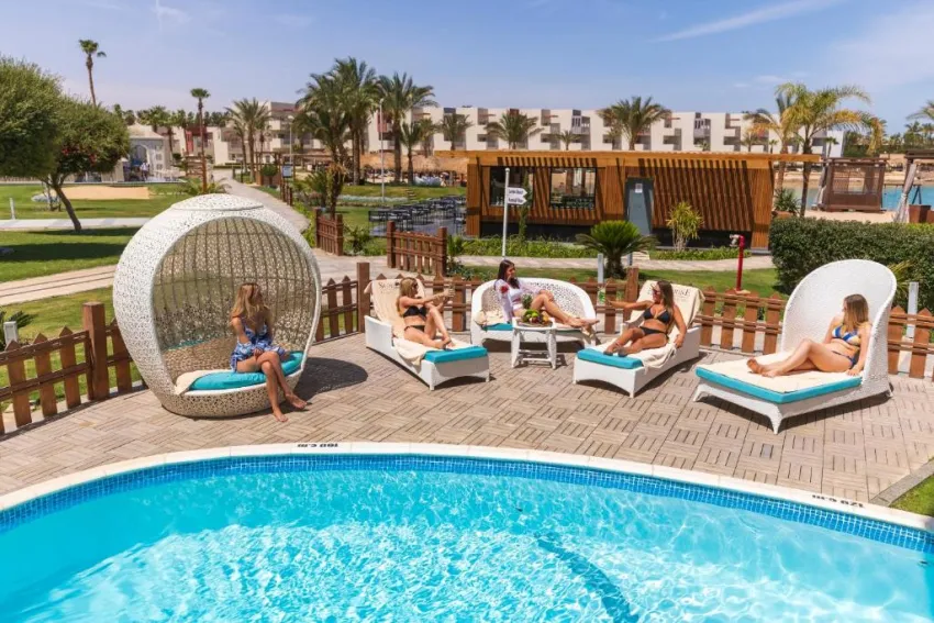 SUNRISE CRYSTAL BAY RESORT  5*-34