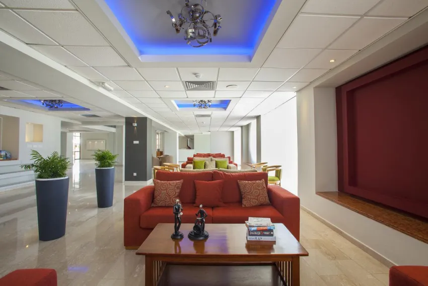 Mayfair Gardens 4*-22
