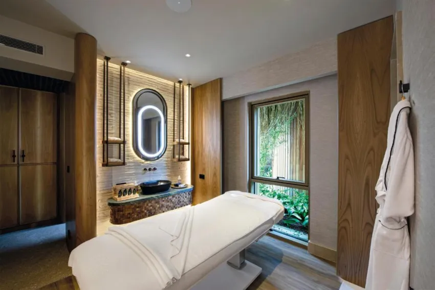 REGNUM THE CROWN  5*-16