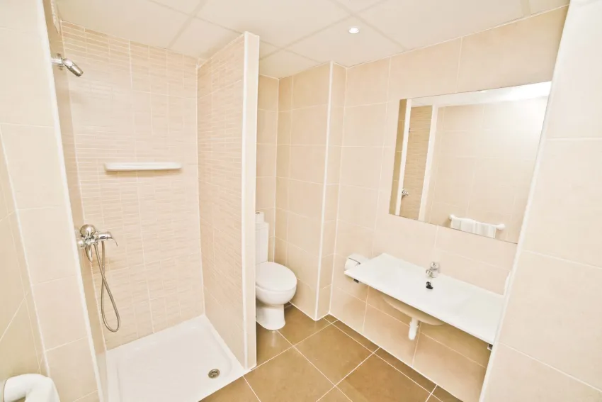 Pierre V. Mallorca Portofino 3*-8