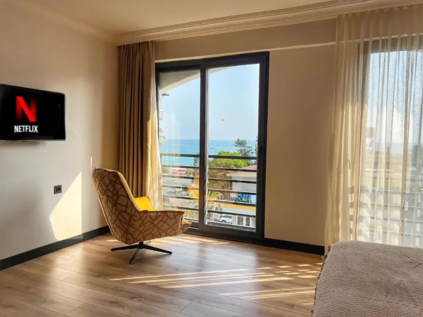 OJI BEACH HOTEL  4*-18