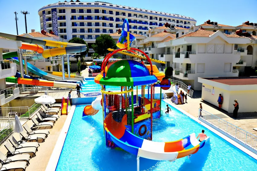 Dream World Family Club 5*-23