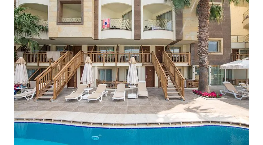 CRYSTAL PRESTIGE ELITE HOTEL  5*-19