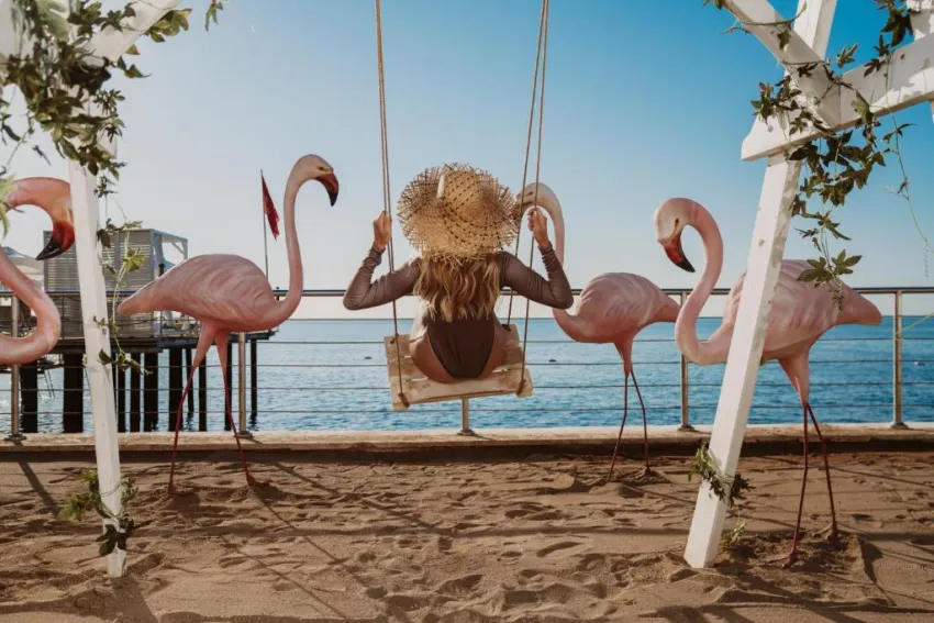 WHITE CITY BEACH (ADULTS ONLY 16+)  5*-2