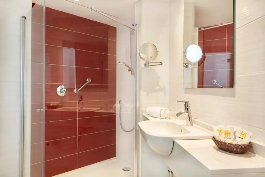 Universal Hotel Perla 4*-25