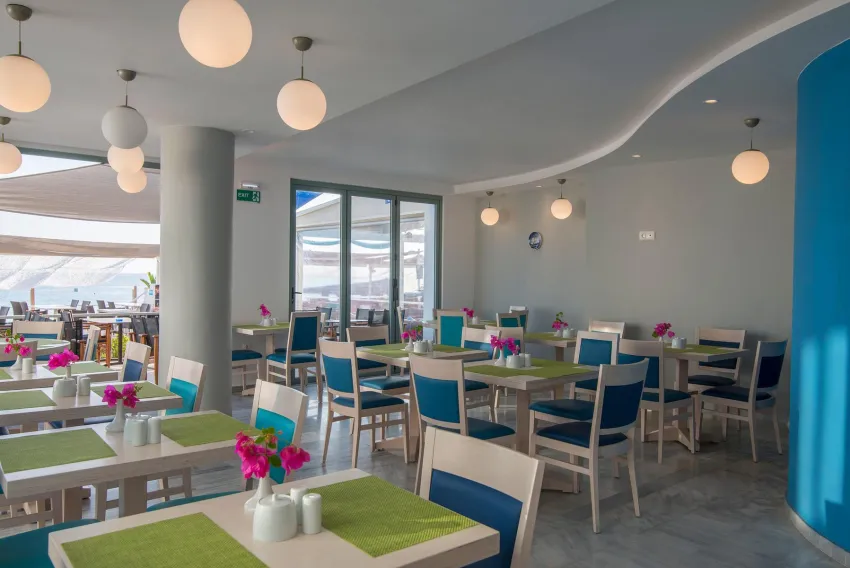 Alia Beach Hotel 4*-5