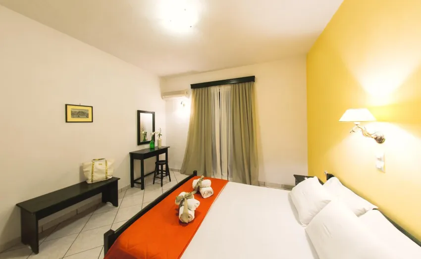 Remezzo Studios & Apartments 2*-13