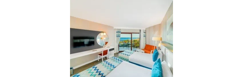 Justiniano Park Conti 4*-26