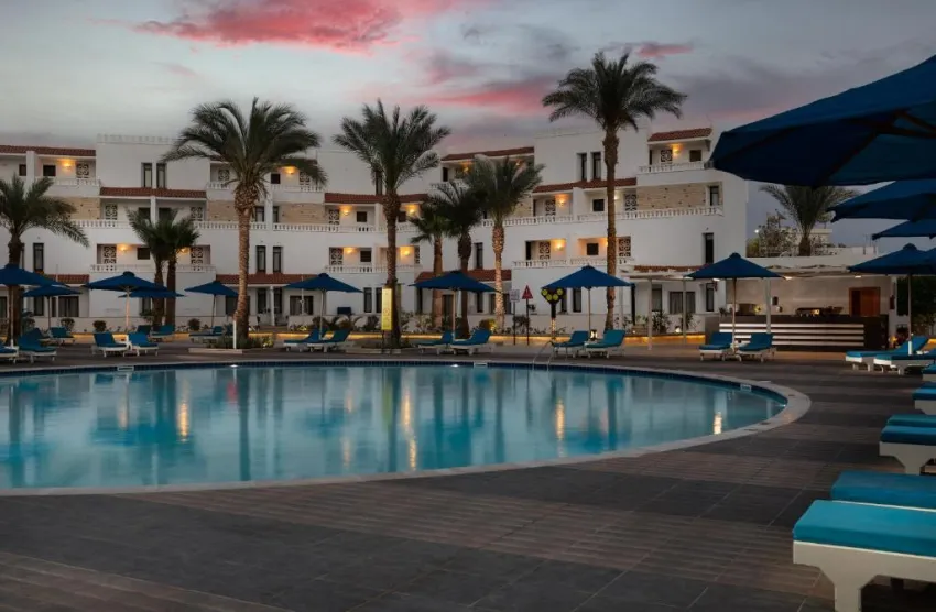 ALBATROS SHARM RESORT  4*-93