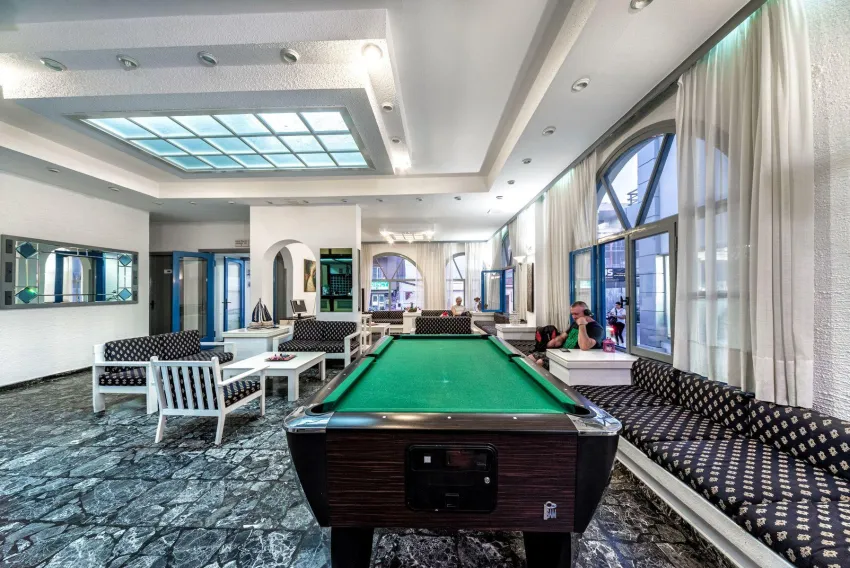 Iro Hotel 2*-10