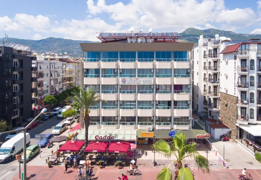 Buyuk Hotel 4*-1