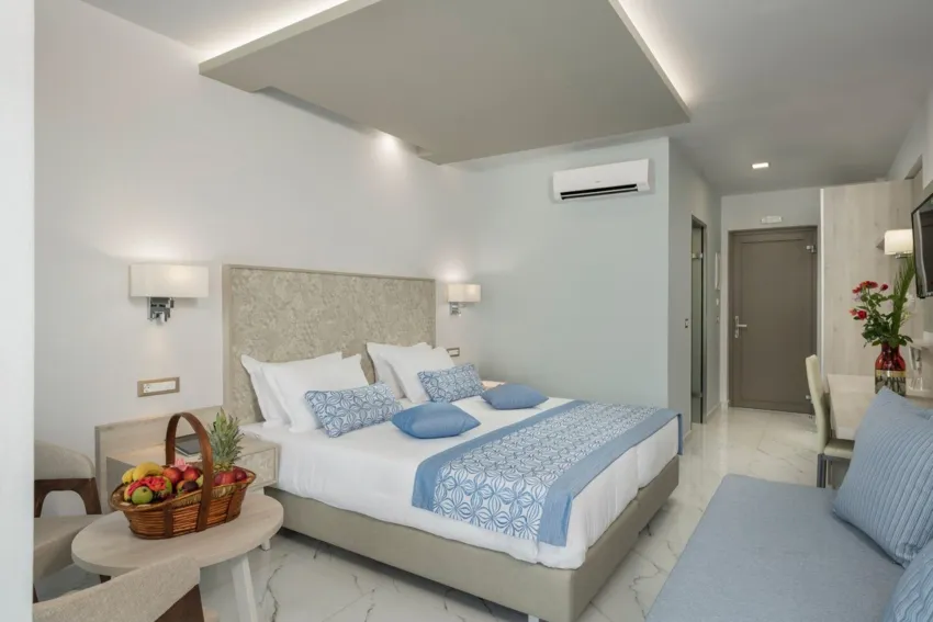 Vantaris Blue Adults Only 4*-8