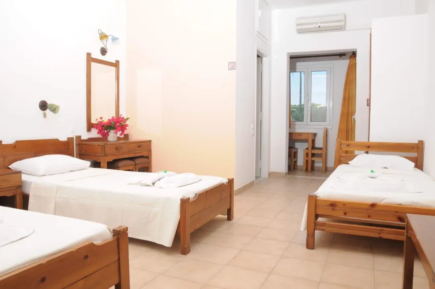 Mastorakis Studios 1*-18