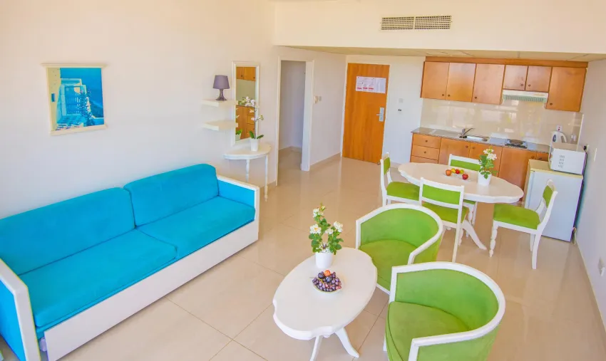 Marlita Beach Hotel Apartments 4*-5