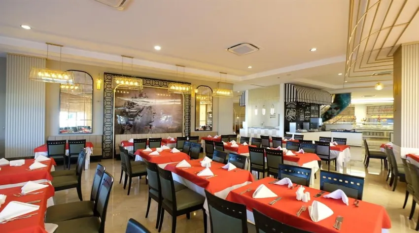 SEADEN SEA WORLD RESORT & SPA  5*-7