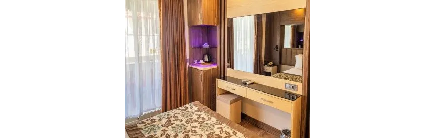 Fame Hotel 3*-9