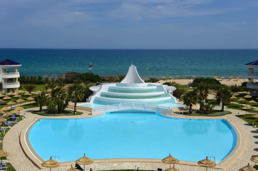 Royal Tulip Taj Sultan 5*-4