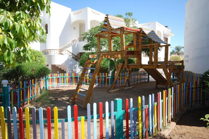 Dive Inn Resort 4*-7