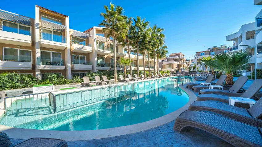 MARIKA HOTEL 4*-4