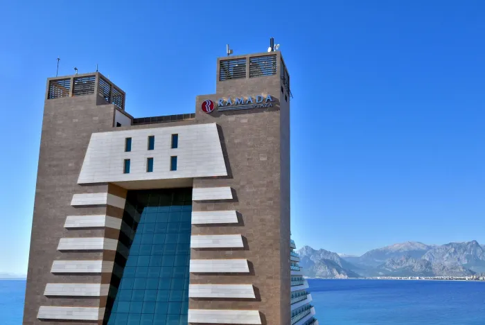 Ramada Plaza By Wyndham Antalya 5* - Antalya - Turcia