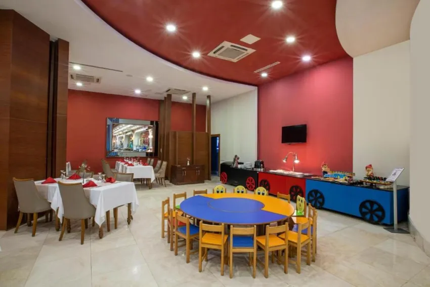 Sherwood Exclusive Lara 5*-12