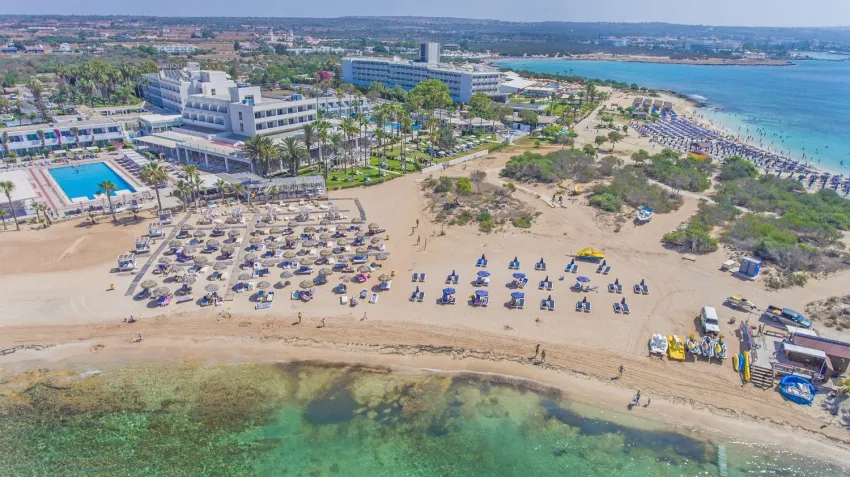Dome Beach Hotel 4*-4
