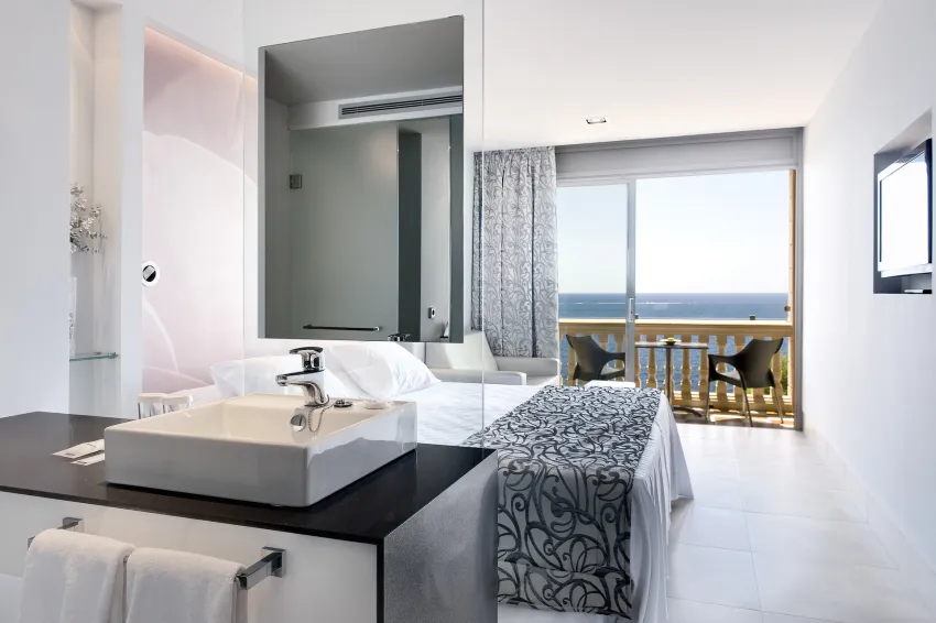 Barceló Illetas Albatros - Adults Only 4*-22