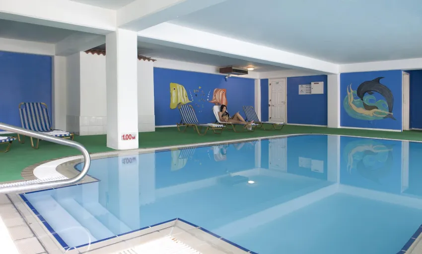 Mayfair Hotel 4*-4