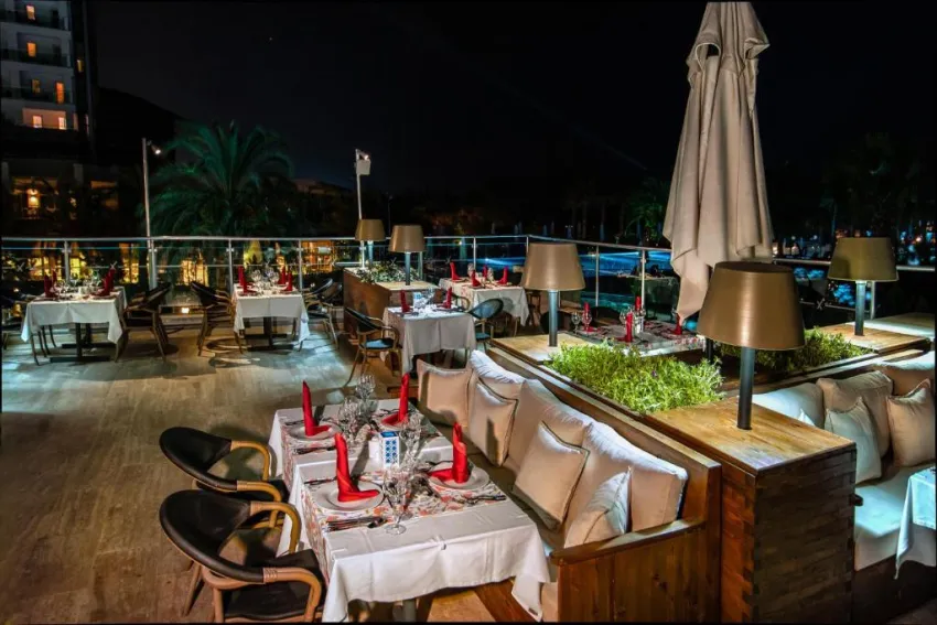 SHERWOOD EXCLUSIVE LARA  5*-19