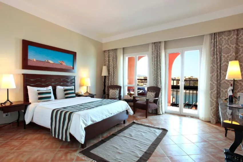 The Three Corners Ocean View El Gouna (Adults Only 16+) 4*-8