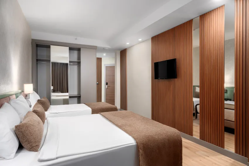 Sun Heaven Queen 4*-11