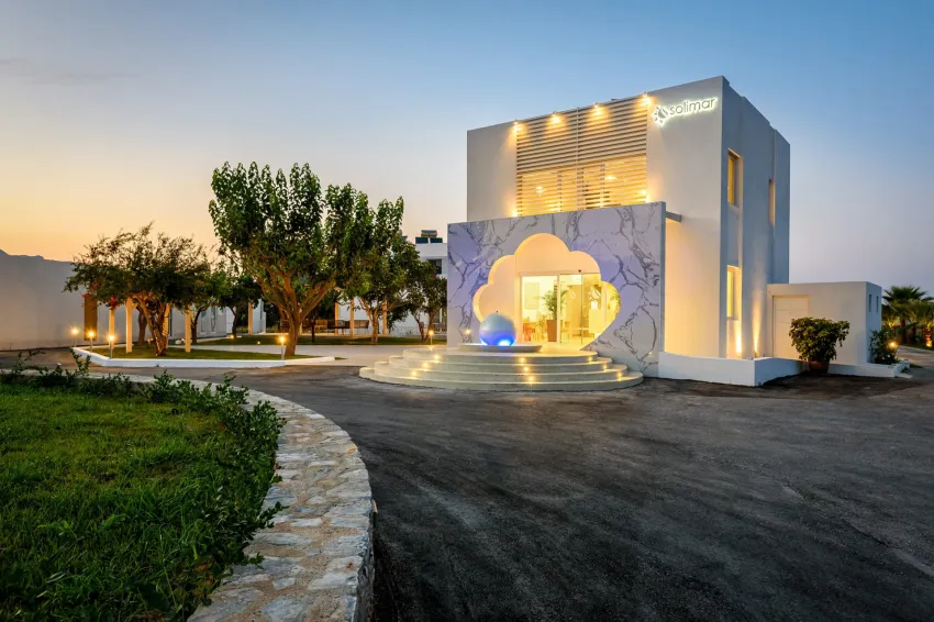 Solimar White Pearl (Adults Only 17+) 4*-15