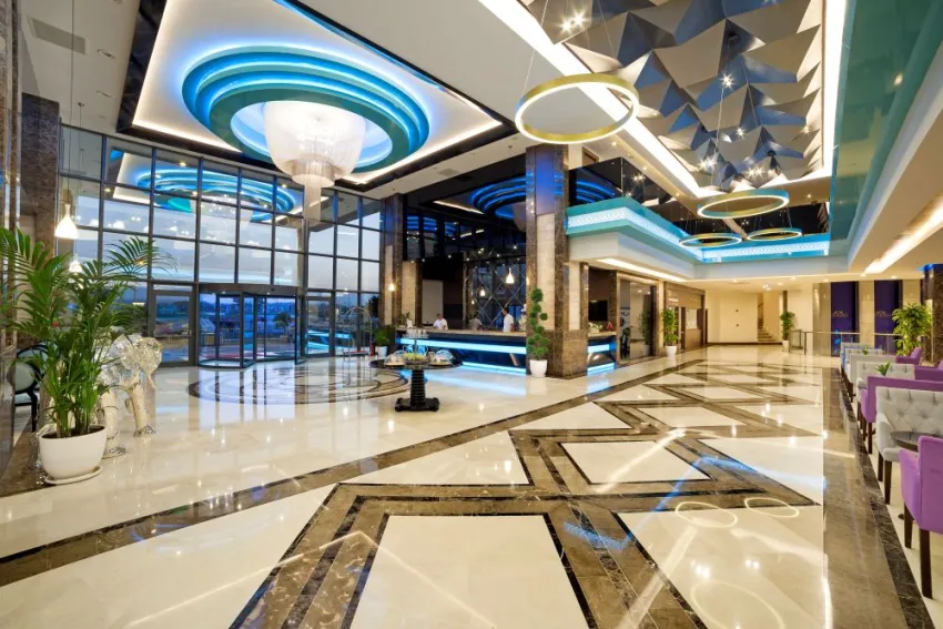 LUNA BLANCA RESORT & SPA   5*-9