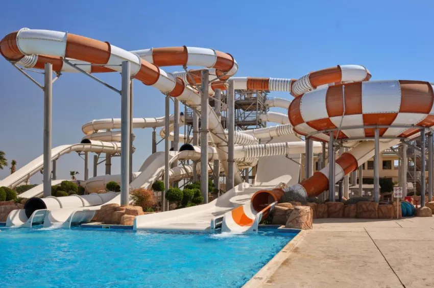 CORAL SEA WATER WORLD  4*-87