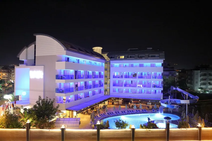 Blue Wave Suite Hotel 4*-2