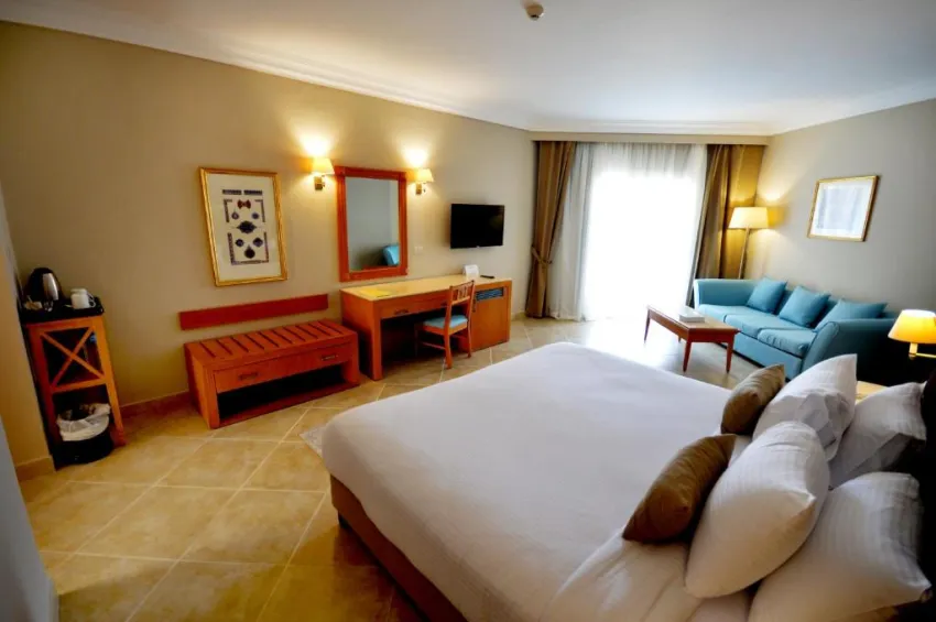 AURORA ORIENTAL RESORT  5*-24