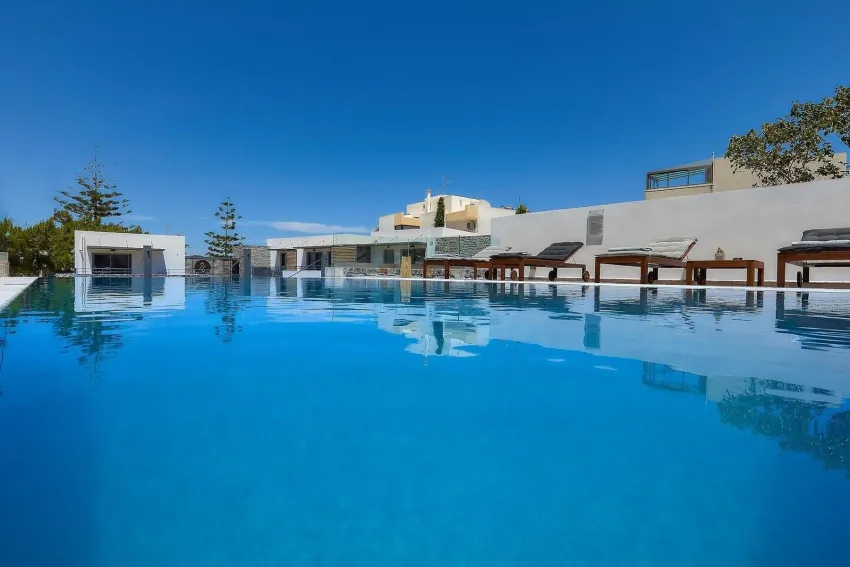 Seascape Luxury Residences 4*-11