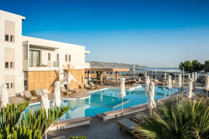 Enorme Teatro Beach Hotel 4* - Amoudara - Grecia