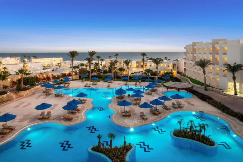 DOUBLETREE BY HILTON SHARM BAY RESORT BEACH SIDE  4*-1