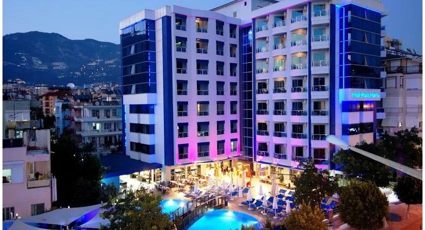 Grand Zaman Garden & Annex Hotel 4*-1
