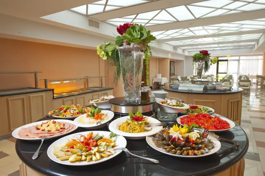 Louis Ledra Beach 4*-8